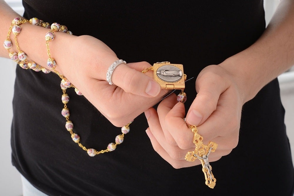 Recitare il rosario 10 passaggi fondamentali1