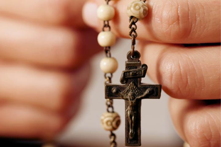 Perchè la corona del rosario viene anche definita catena?