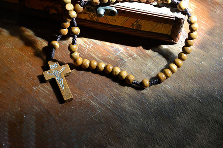 Il santo rosario è la strada per il Paradiso