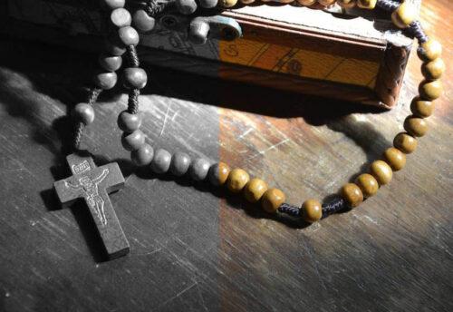 il rosario è la preghiera antica ma sempre attuale