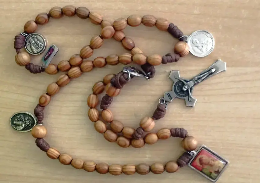 il rosario con i santi